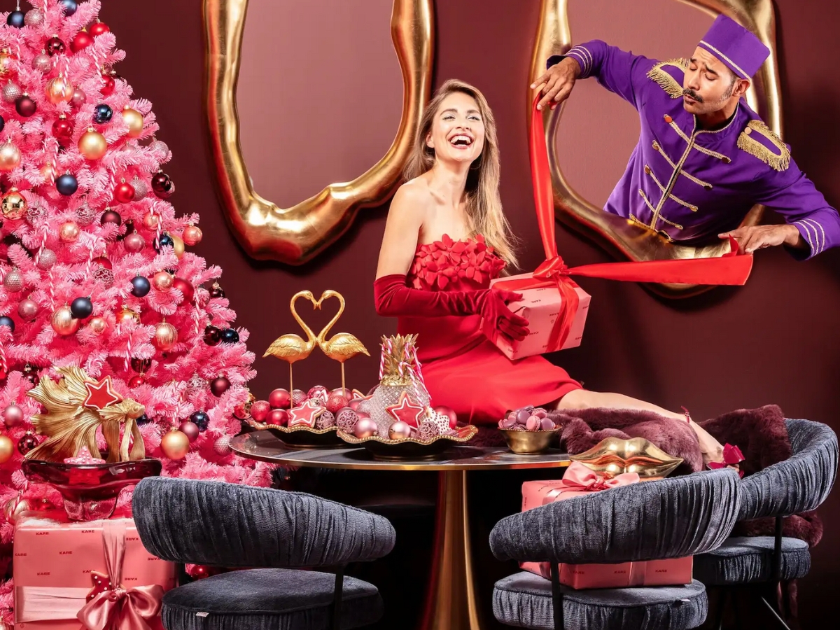 Karácsonyi dekorációk.