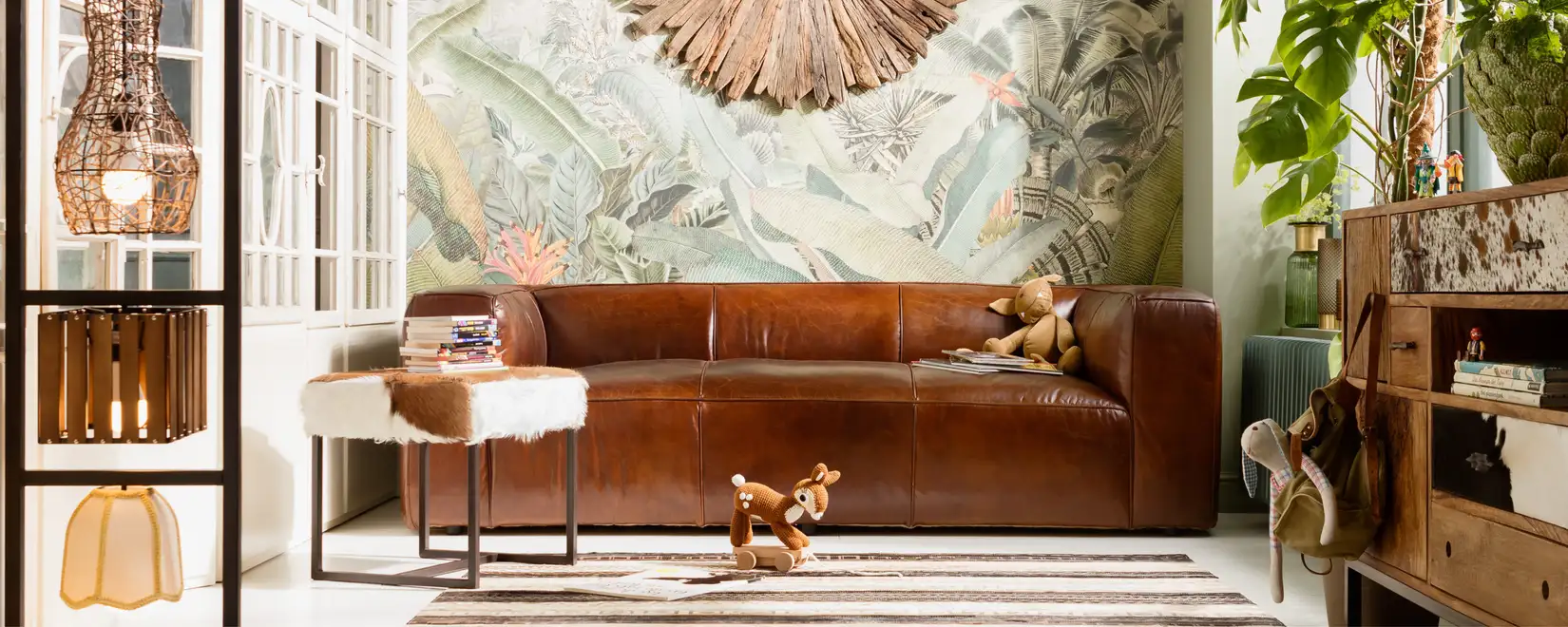 Кожени дивани.