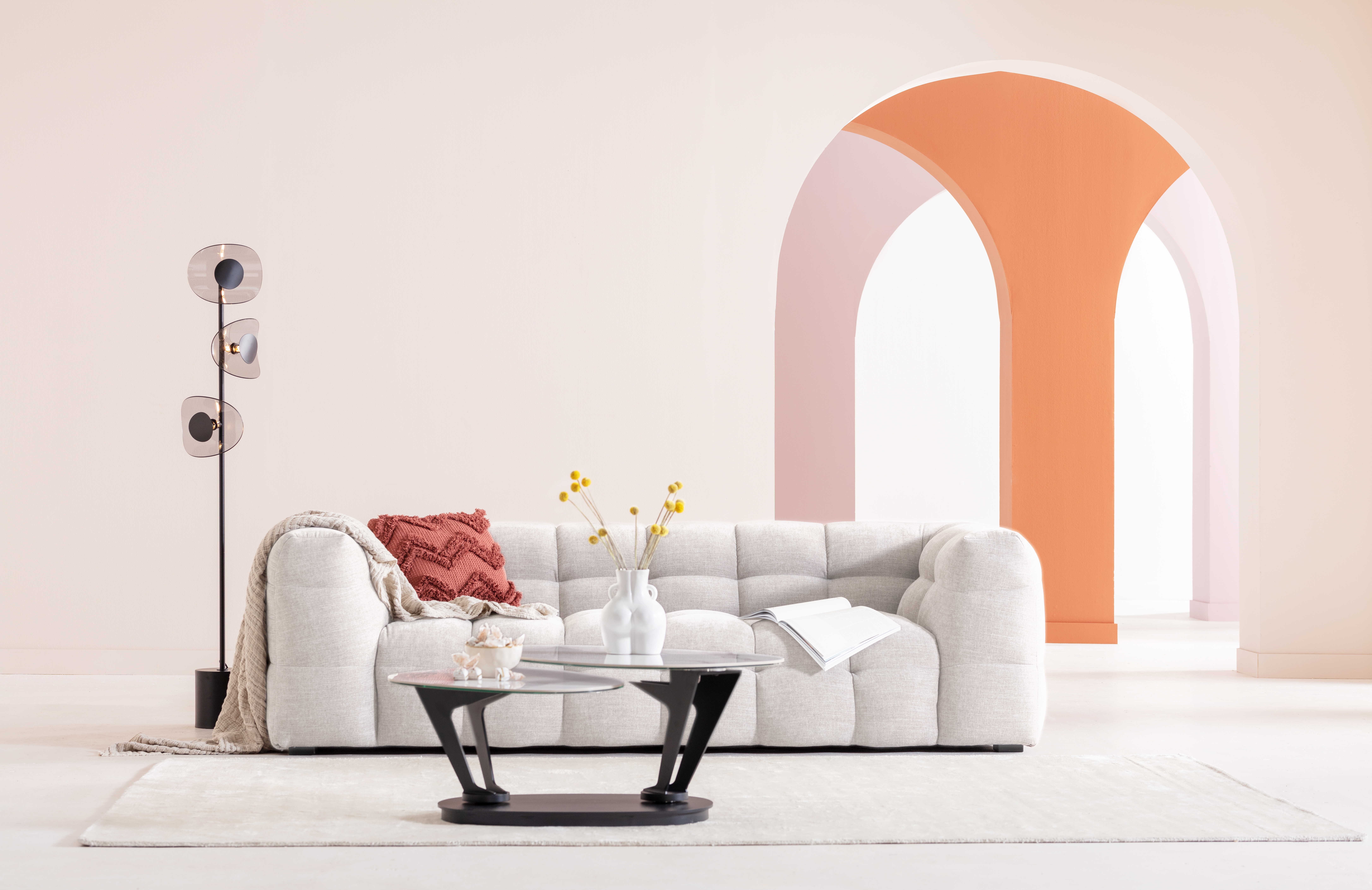 Триместни дивани.