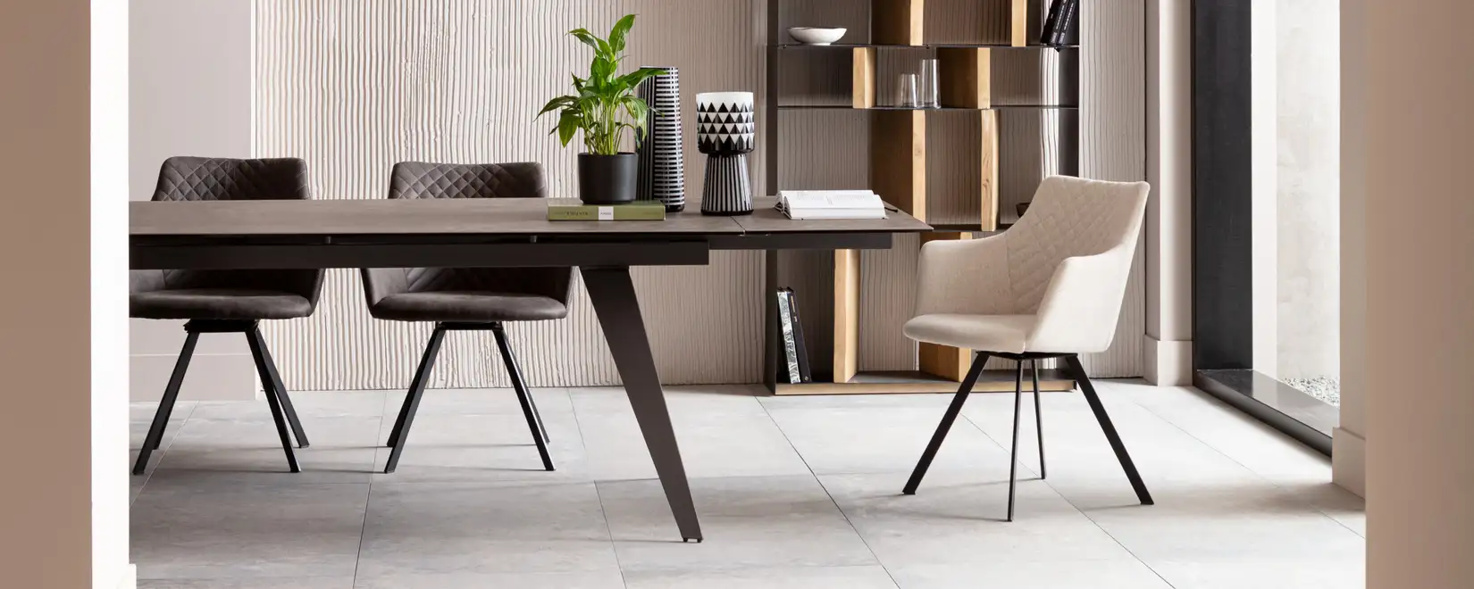 Въртящи столове.