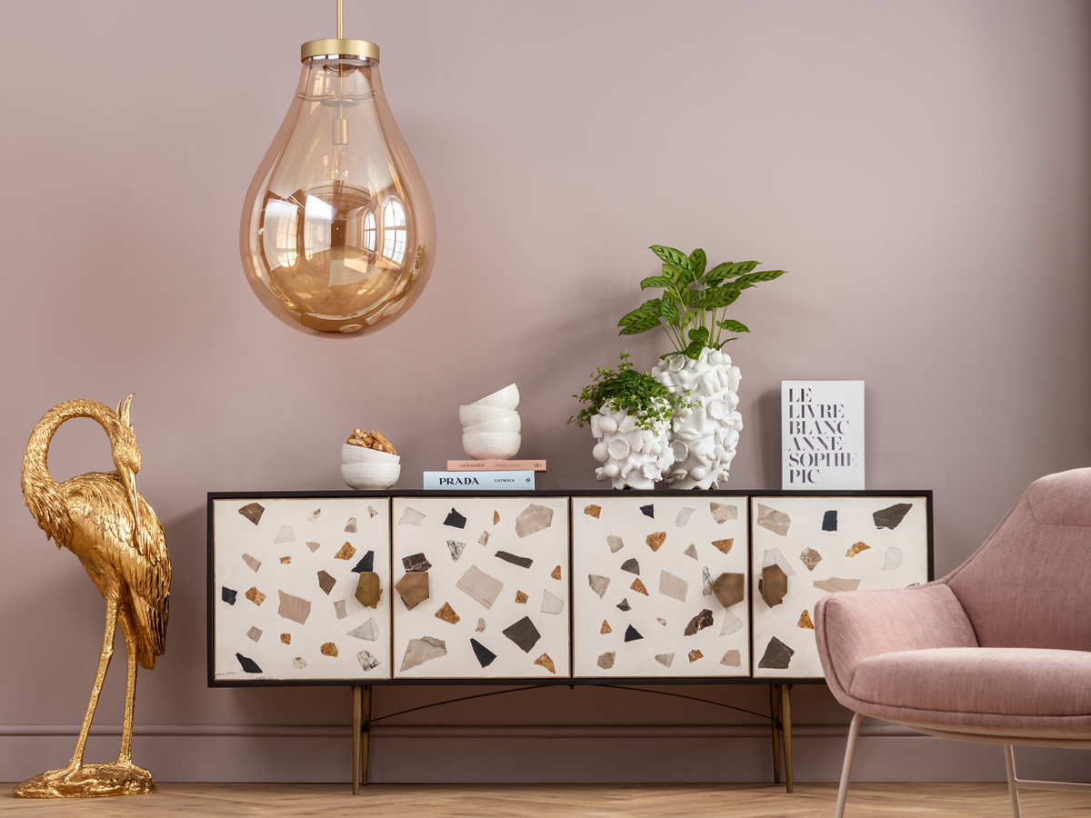 Sideboards och Skänkar.