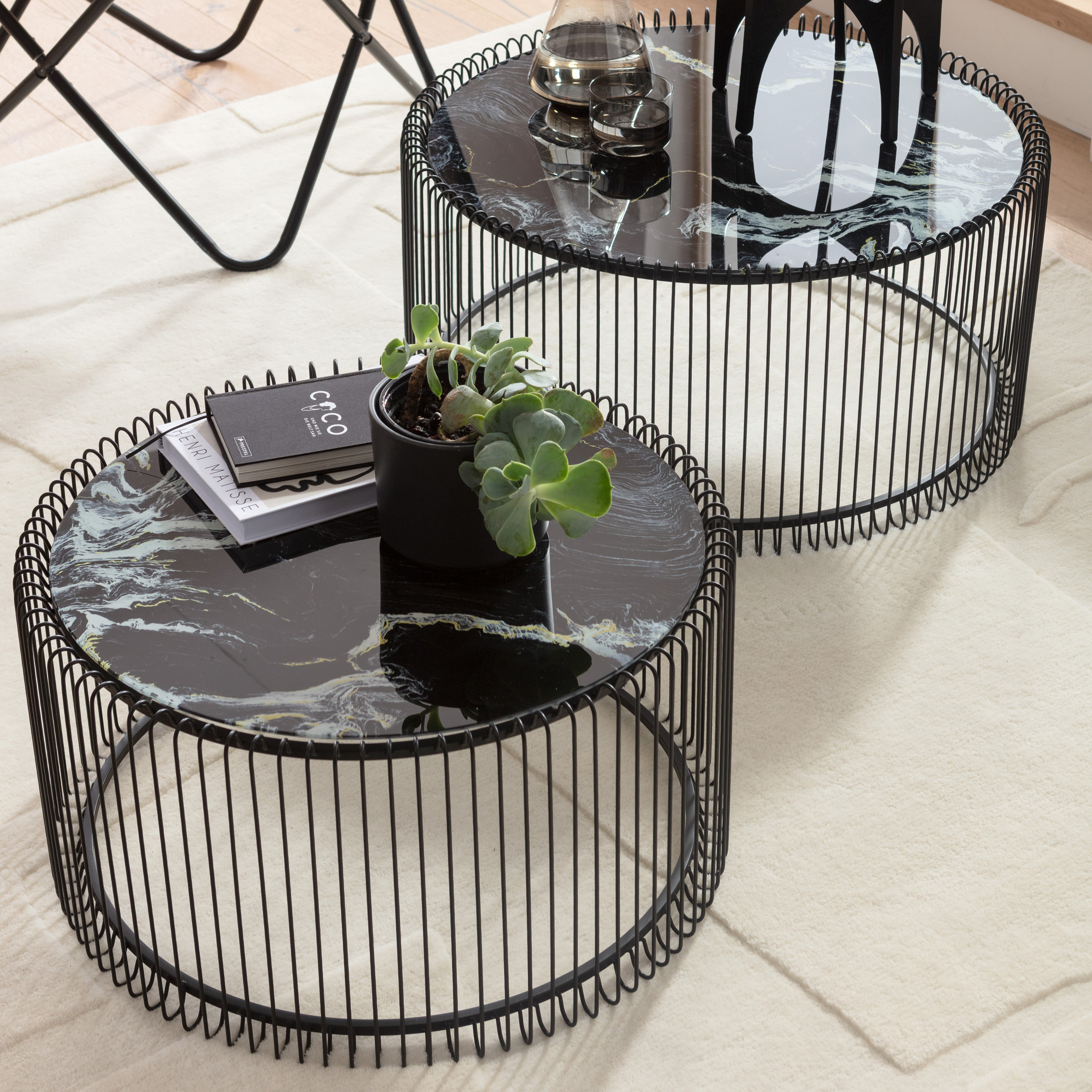 Холни маси.