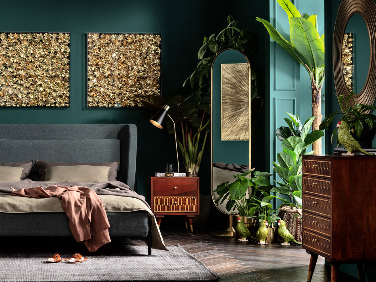 Огледала стоящи.