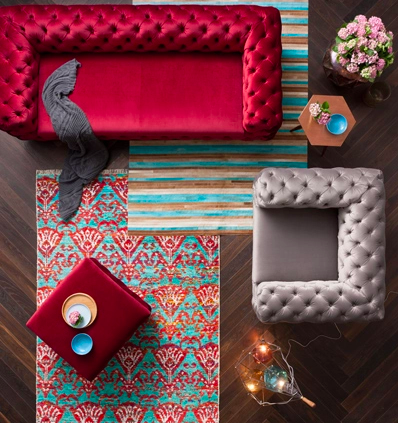 Otomanas: muebles de salón clásicos en una versión moderna