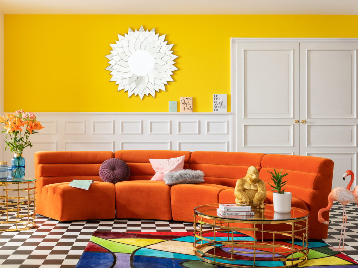 Több elemből összetehető kanapék.