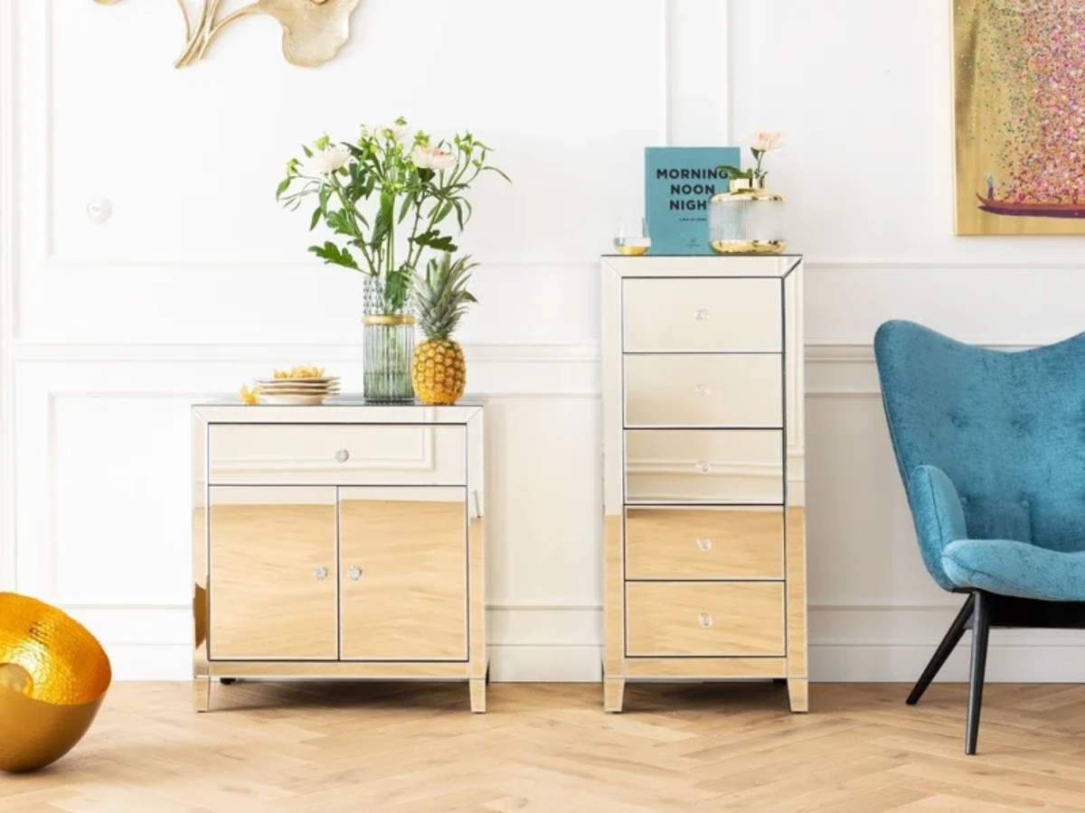 Series Luxury Champagne.