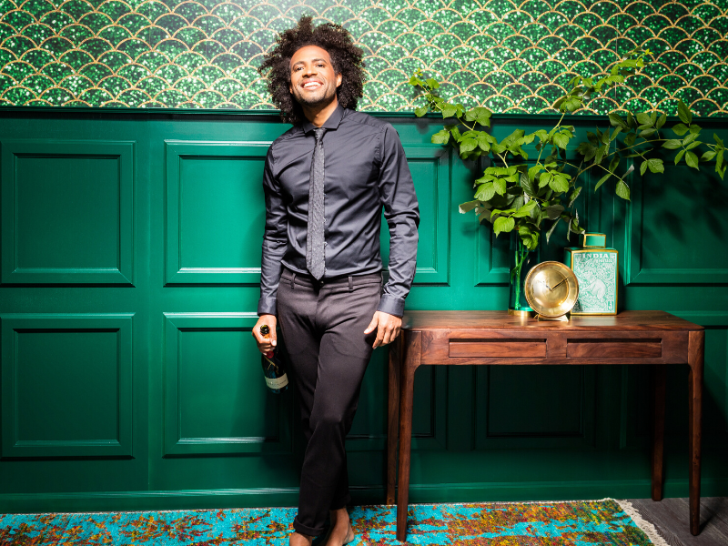 Trendshow: COLȚURI SPECIALE.