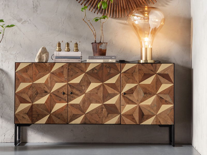 Trendshow: GAMBE E MANIGLIE IN ACCIAIO.