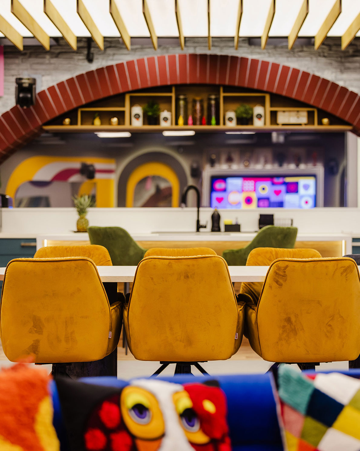  KARE & ГОЛЕМИЯТ БРАТ .