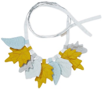 Dekoracja ścienna Garland Leaves 220 cm musztardowa – obraz-1