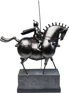 Figurka dekoracyjna metalowa czarna husaria 55x21 cm – obraz-1