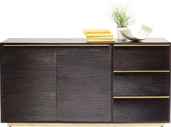 Casino Lounge senki 3 laatikkoa, 2 ovea – kuva-1.