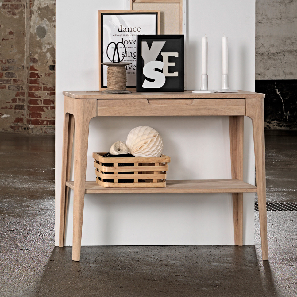 konsola do przedpokoju