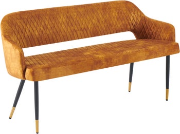 Aksamitna ławka do przedpokoju z przeszyciami w musztardowo-żółtym kolorze – grafika-1.