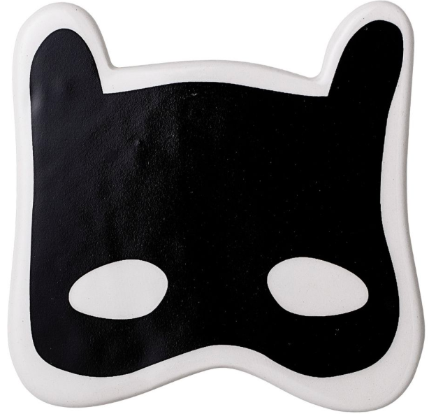 Magnes biały z czarną maską 8x7 cm – obraz-1