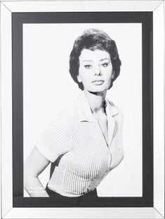 Obraz szklany włoska dama biały 90x120 cm – obraz-1