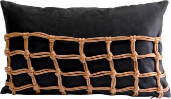 Fekete Grete Plaid Párna 50x30cm – kép-1.