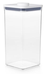 Pojemnik kwadratowy na przekąski i sypką żywność przezroczysty z białą pokrywką tworzywo sztuczne 5,7 L – grafika-1.