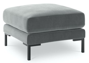 Pufa kwadratowa welurowa jasnoszara nogi czarne – obraz-1