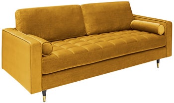 Sofa do salonu aksamitna musztardowa z metalowymi nogami w stylu nowoczesnym – grafika-1.