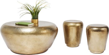 Stolik kawowy z dwoma taboretami Antico Brass mosiężny – obraz-1