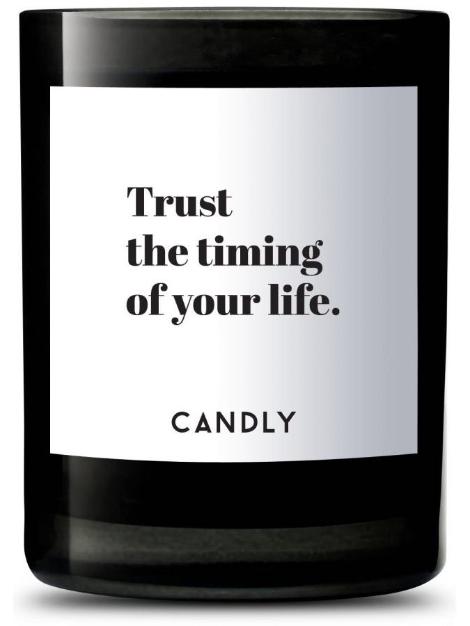 Świeca zapachowa Trust the timing... – obraz-1