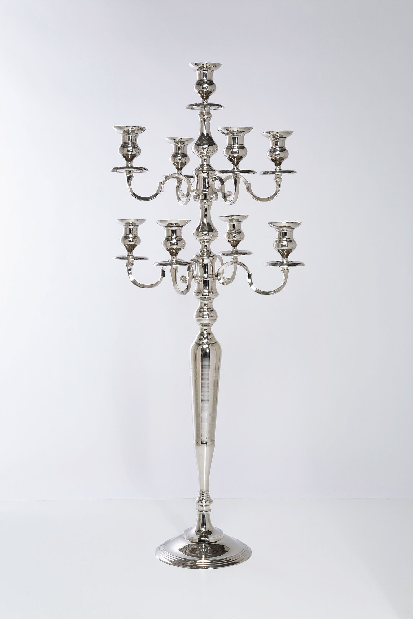 Świecznik aluminiowy srebrny na 9 świec 70x185 cm – obraz-1