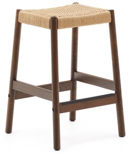 Taboret wysoki do kuchni drewniany z orzechowym wykończeniem i beżowym plecionym siedziskiem 45x66 cm – obraz-1