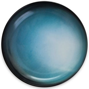 Talerz porcelanowy Ø24 cm czarno-niebieski – obraz-1