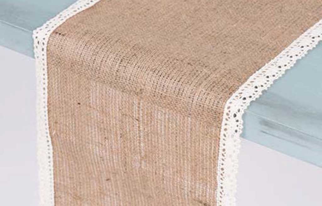 Тишлайфер с дантела – изображение-1