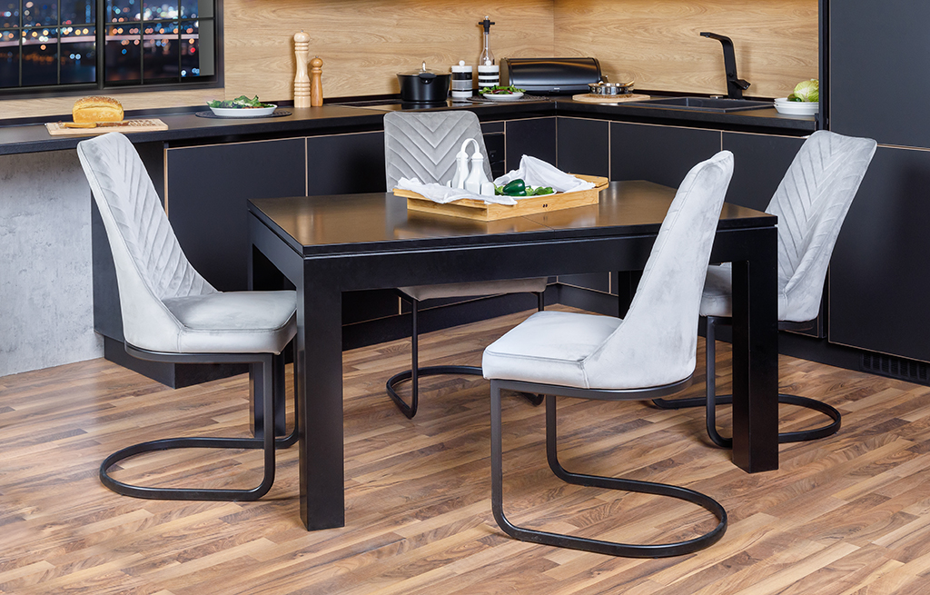 Трапезен комплект маса 1105 и столове Shark M – изображение-1