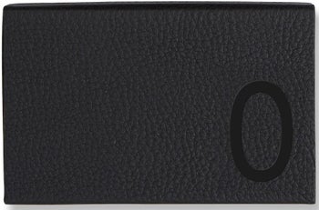 Wizytownik skórzany z literą O czarny 10x6 cm – obraz-1